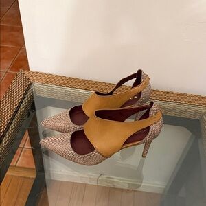 Coach Leather Chic Two-Tone Women's Shoes